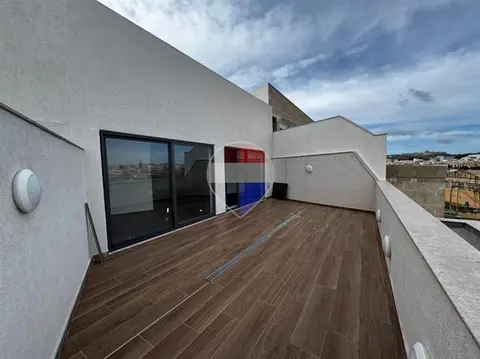 3 bedroom Penthouse for sale in Attard