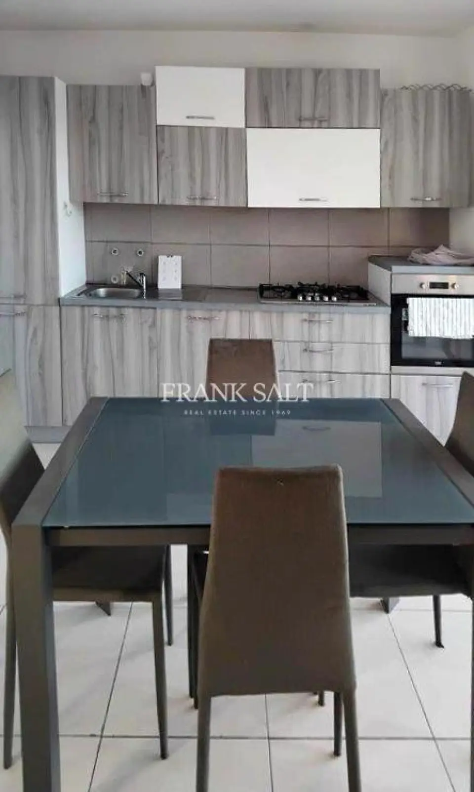 Mosta, Furnished Penthouse