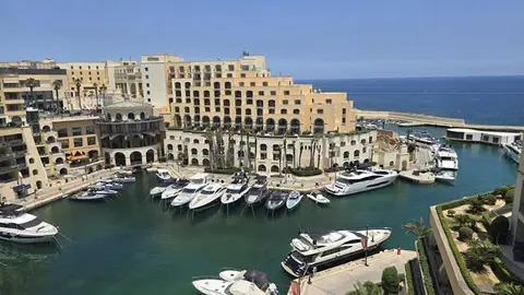 2 Bedroom Apartment For Sale in Portomaso