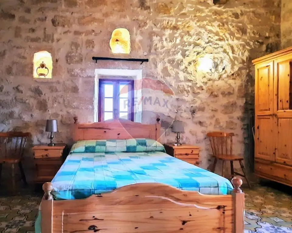 4 bedroom House of Character to rent in Gozo - Zebbug