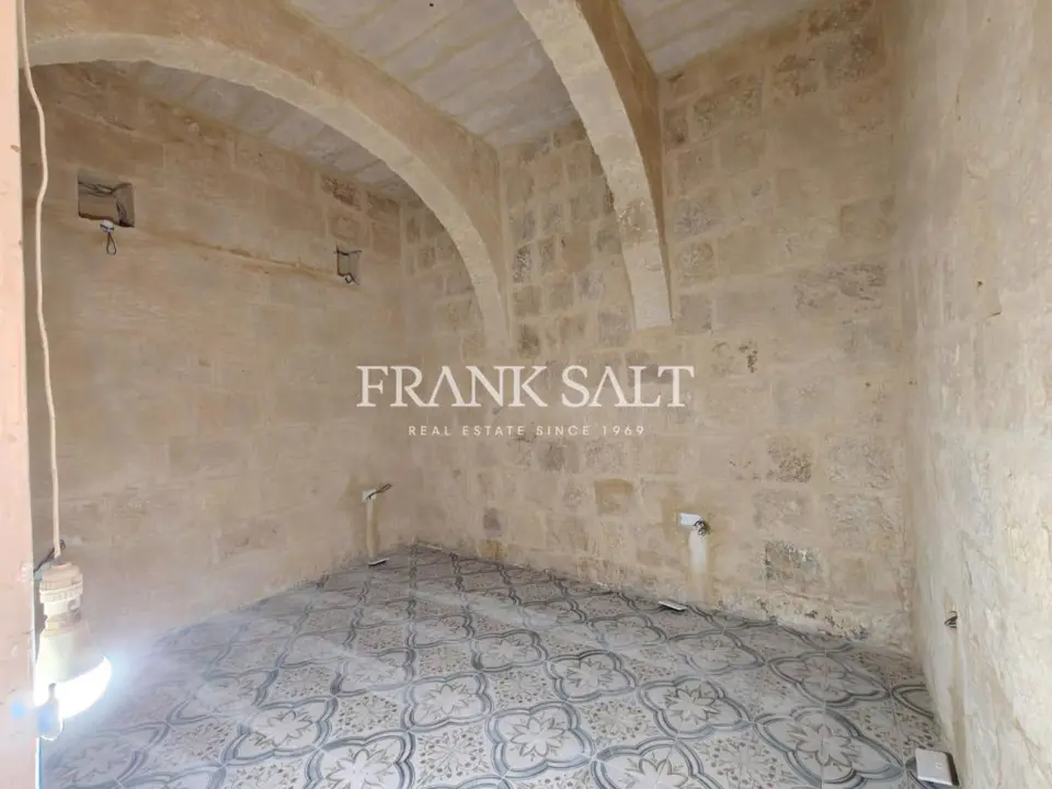 Vittoriosa Converted Townhouse