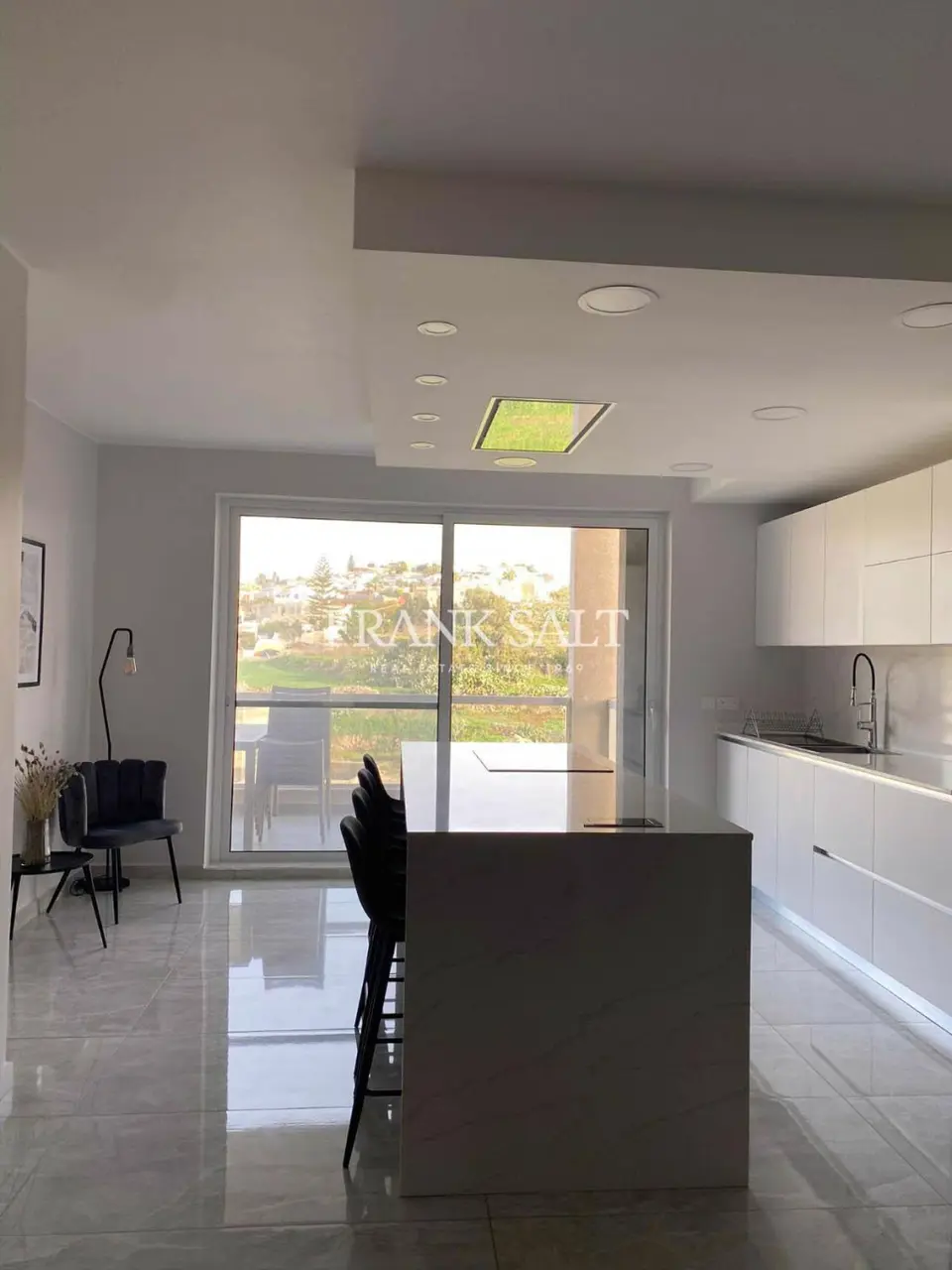 Iklin, Furnished Apartment