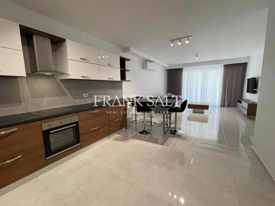 Qawra, Apartment
