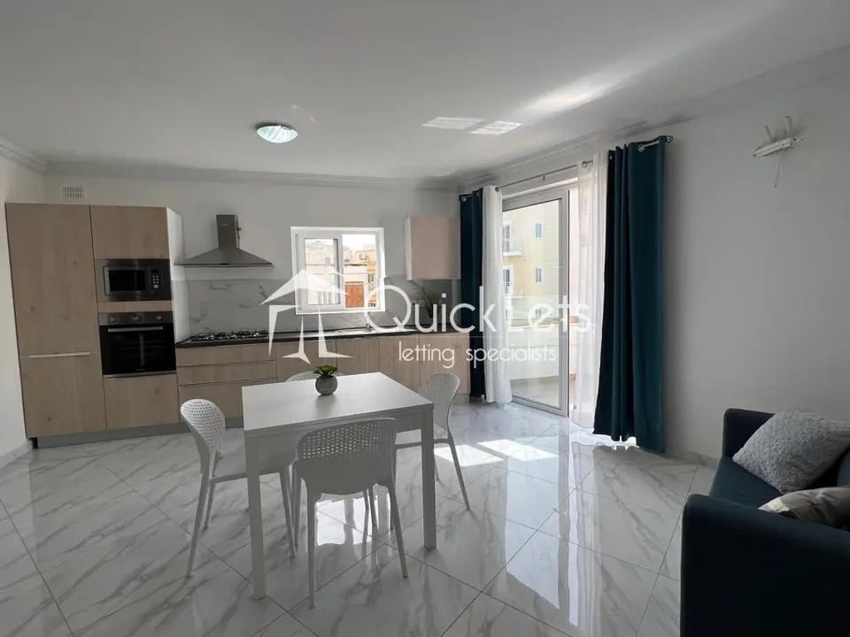 2 bedroom Apartment to rent in Gzira