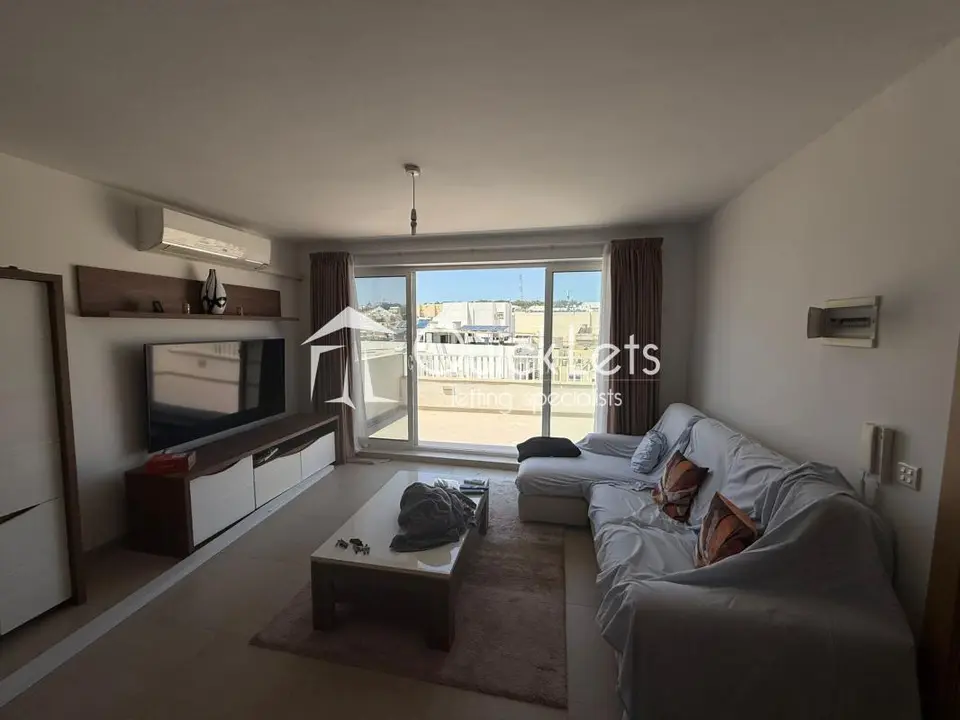 3 bedroom Penthouse to rent in Birkirkara