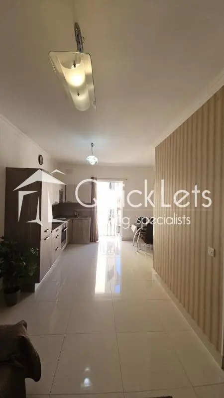 2 bedroom Apartment to rent in Gzira