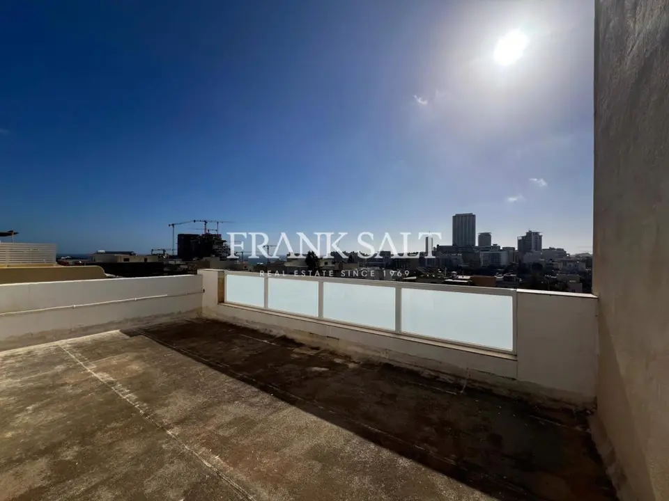 Pembroke Furnished Maisonette