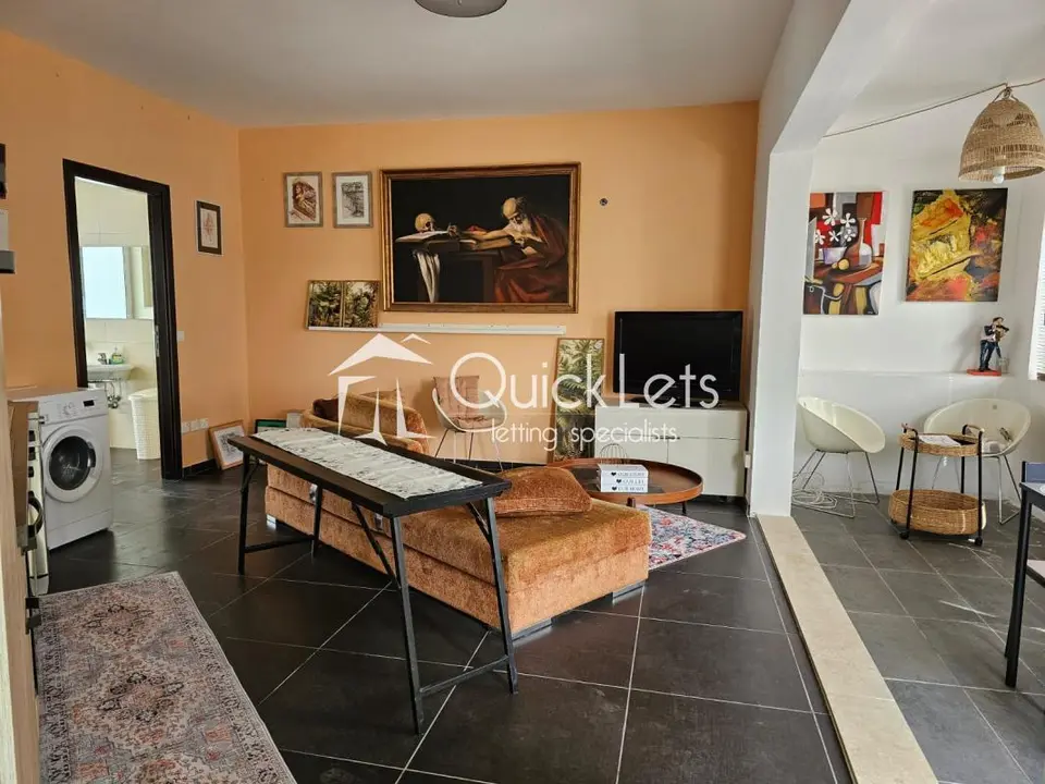 2 bedroom Penthouse to rent in Ta' Xbiex