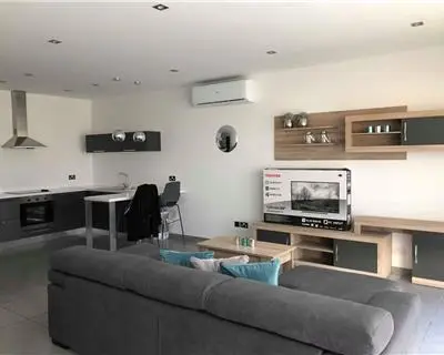 3 bedroom Apartment to rent in Bahar Ic-Caghaq