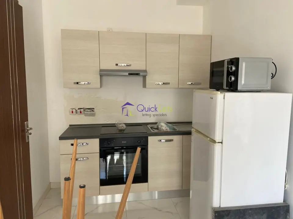 Appartement 1 chambre à louer à Lija