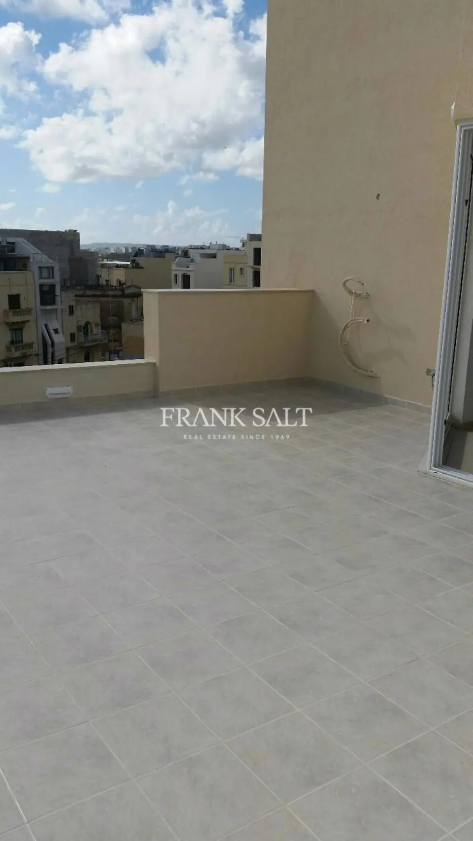 Sliema, Furnished Penthouse