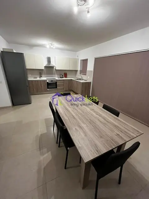 Room to rent in Gudja