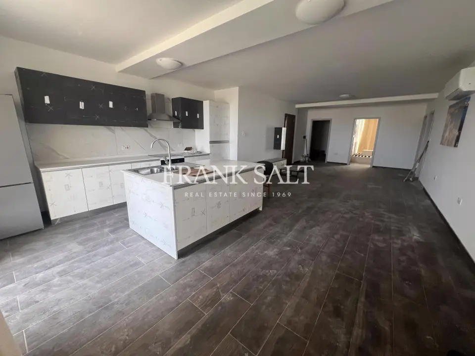 Fgura, Furnished Apartment