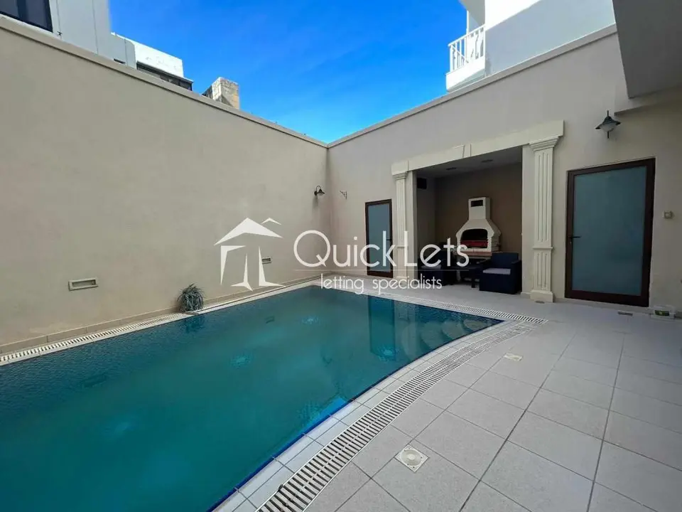 3 bedroom Maisonette to rent in Tarxien