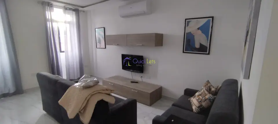 3 bedroom Apartment to rent in Santa Lucia