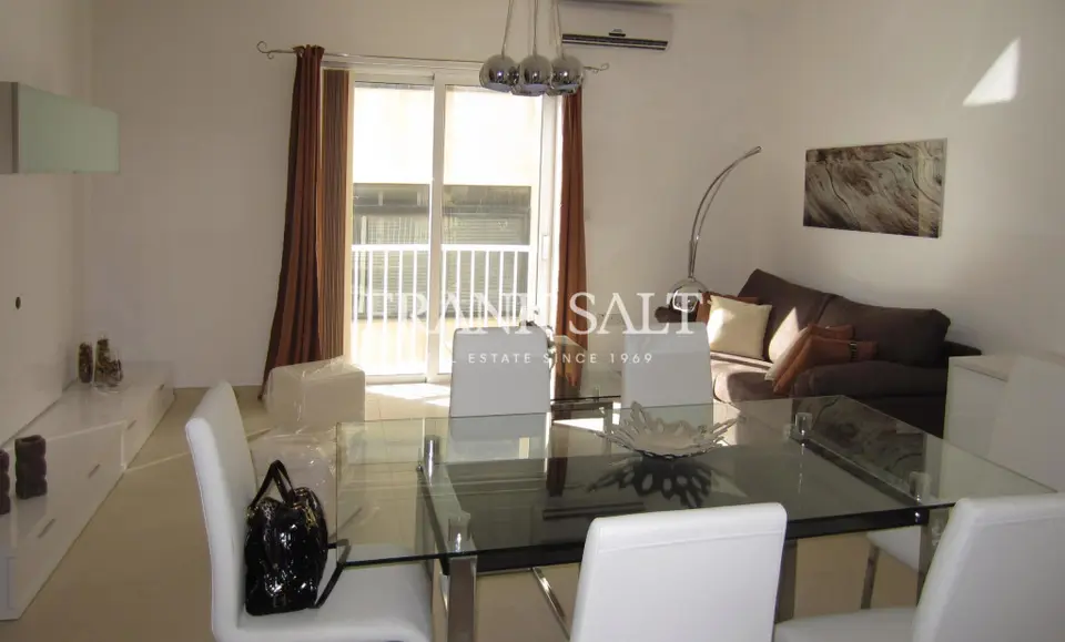 Sliema, Furnished Penthouse