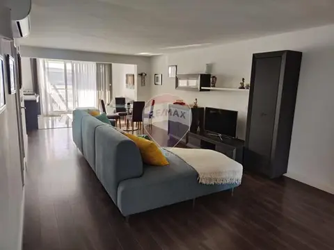 1 bedroom Penthouse to rent in Manikata