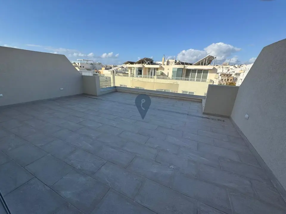 2 bedroom Penthouse for sale in Swieqi
