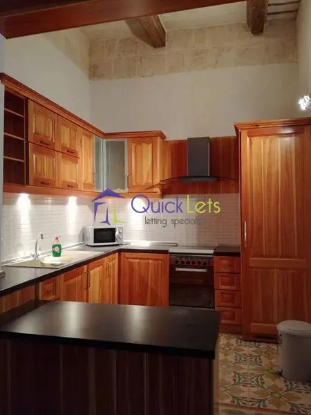 3 bedroom Maisonette to rent in Valletta