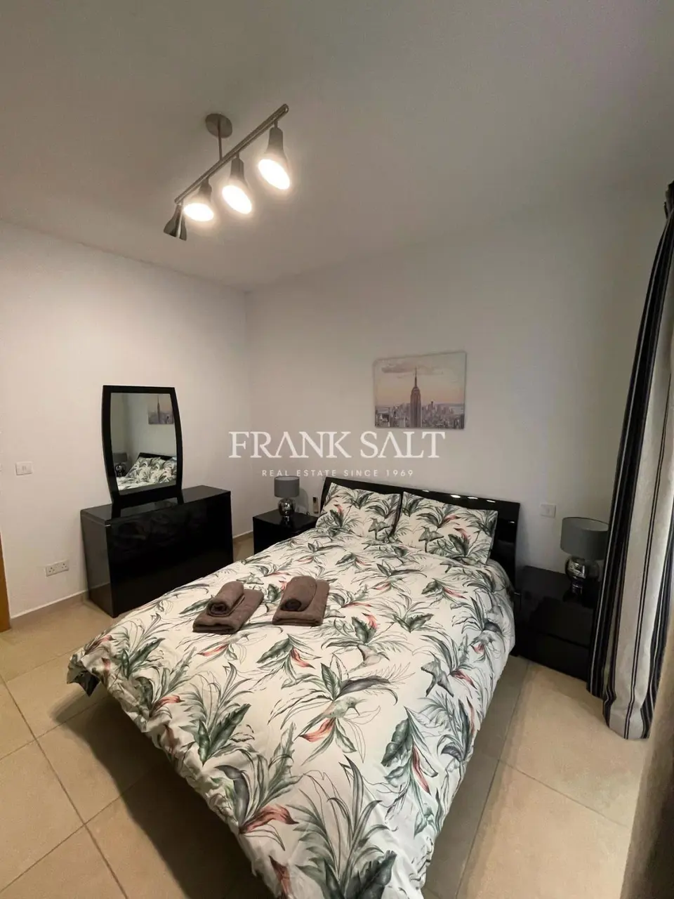 Fort Cambridge, Furnished Apartment
