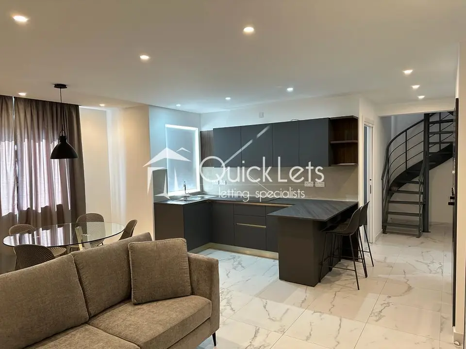 2 bedroom Penthouse to rent in Pieta