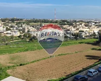 2 bedroom Apartment to rent in Naxxar