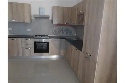 4 bedroom Apartment to rent in Mellieha