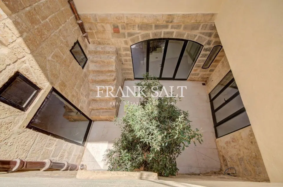 Zejtun Converted House of Character