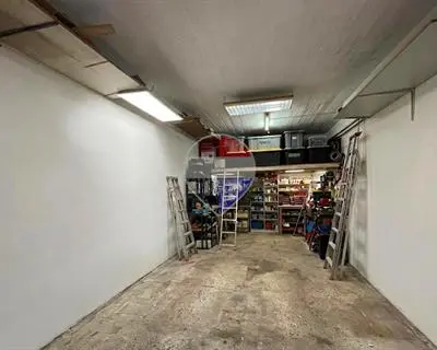 Garage (Residential) for sale in Santa Venera