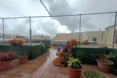 3 Bedroom Maisonette For Sale in Fgura