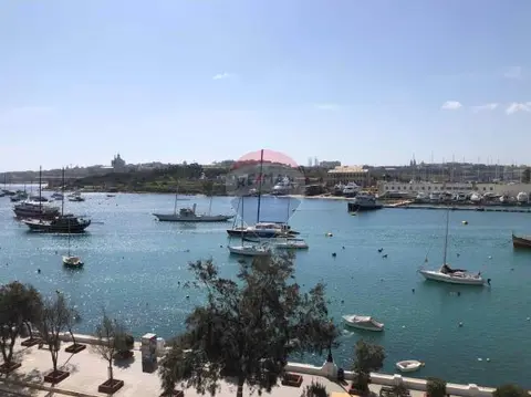3 bedroom Apartment to rent in Sliema