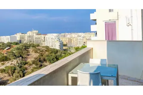 1 Bedroom Penthouse To Rent in St Julian's