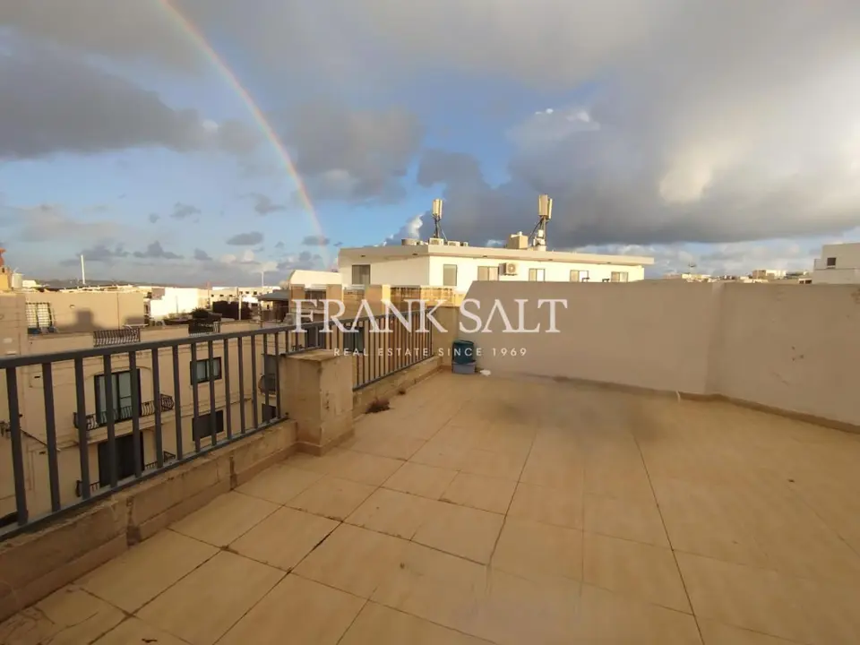 Mosta Shell form Penthouse