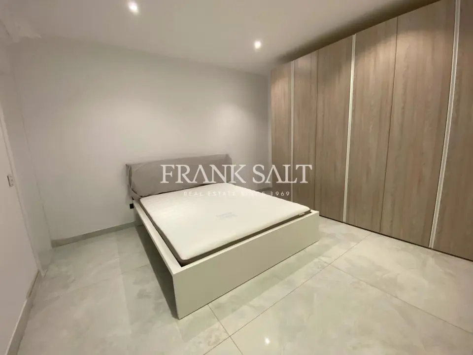 Bahar ic-Caghaq, Furnished Apartment