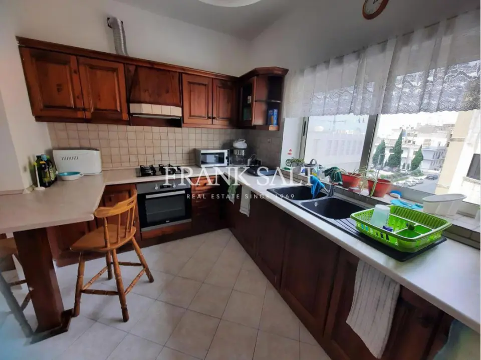 Gwardamangia, Furnished Apartment