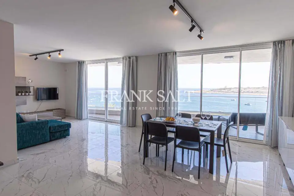Qawra, Apartment
