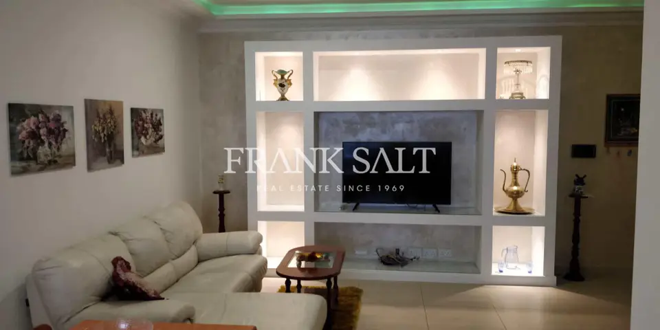Marsascala, Apartment